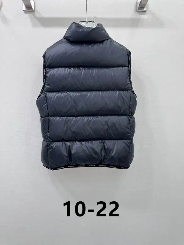 Moncler S-XL   (8)